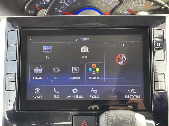 ダイハツ タント カスタム RS トップED SA Ⅲ 愛知県 2018(平30)年 4.8万km パールホワイトⅢ ・純正8インチメモリーナビ/・フルセグテレビ/・CD/DVD再生機能/・ミュージックサーバー（SD録音）/・Bluetooth/USB/HDMI接続機能/・バックカメラ/・ETC/・ハーフレザーシート/・ベンチシート/・シートヒーター（運転席）/・純正15インチアルミホイール/・純正LEDヘッドライト/・オートマチックハイビーム/・衝突軽減ブレーキ/・レーンキープアシスト/・純正ナビ連動ドライブレコーダー（前方向）/・スマートキー/・プッシュスタート/・オートエアコン/・アイドリングストップ