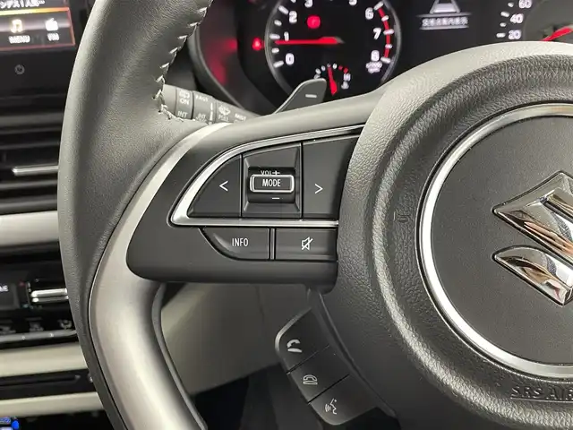 スズキ スイフト HYBRID MZ 福井県 2024(令6)年 1万km 青 純正9型メモリナビ/（CD・DVD・TV・FM・AM・Bluetooth・USB・Ipod・HDMI・AppleCArPlay・AndroidAuto）/全方位カメラ /スペアキー　/電子パーキング/純正ビルトインETC /シートヒーター /純正アルミホイール /前後センサー/LEDヘッドライト/ABS/レーンキープアシスト/横滑り防止装置/オートライト/LEDヘッドライト