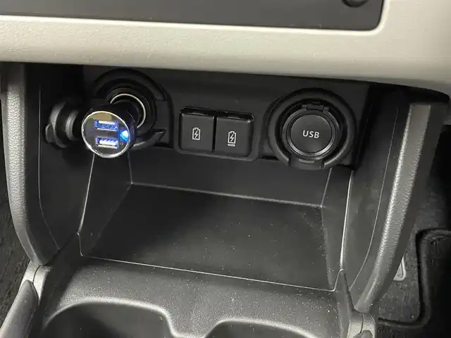 スズキ スイフト HYBRID MZ 福井県 2024(令6)年 1万km 青 純正9型メモリナビ/（CD・DVD・TV・FM・AM・Bluetooth・USB・Ipod・HDMI・AppleCArPlay・AndroidAuto）/全方位カメラ /スペアキー　/電子パーキング/純正ビルトインETC /シートヒーター /純正アルミホイール /前後センサー/LEDヘッドライト/ABS/レーンキープアシスト/横滑り防止装置/オートライト/LEDヘッドライト