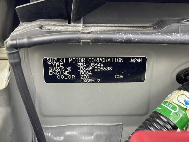 スズキ ジムニー XC 秋田県 2021(令3)年 4.2万km ジャングルグリーン ４WD/KENWOODナビ〈MDV-709BT〉/Bluetooth／地デジTV/USB/SD/DVD/HDMI/Clazzio製レザー調シートカバー/前席シートヒーター/純正マッドフラップ/スズキセーフティサポート/デュアルセンサーブレーキサポート/誤発進抑制機能/車線逸脱警報/ふらつき警報/クルーズコントロール/ヒルディセントコントロール/アンテナ分離型ETC/KENWOODドライブレコーダー〈DRV-MR450〉/ヘッドライトウォッシャー/LEDヘッドライト/スマートキー/スペアキー