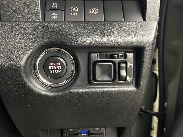 スズキ ジムニー XC 秋田県 2021(令3)年 4.2万km ジャングルグリーン ４WD/KENWOODナビ〈MDV-709BT〉/Bluetooth／地デジTV/USB/SD/DVD/HDMI/Clazzio製レザー調シートカバー/前席シートヒーター/純正マッドフラップ/スズキセーフティサポート/デュアルセンサーブレーキサポート/誤発進抑制機能/車線逸脱警報/ふらつき警報/クルーズコントロール/ヒルディセントコントロール/アンテナ分離型ETC/KENWOODドライブレコーダー〈DRV-MR450〉/ヘッドライトウォッシャー/LEDヘッドライト/スマートキー/スペアキー