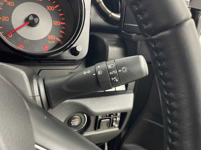 スズキ ジムニー XC 秋田県 2021(令3)年 4.2万km ジャングルグリーン ４WD/KENWOODナビ〈MDV-709BT〉/Bluetooth／地デジTV/USB/SD/DVD/HDMI/Clazzio製レザー調シートカバー/前席シートヒーター/純正マッドフラップ/スズキセーフティサポート/デュアルセンサーブレーキサポート/誤発進抑制機能/車線逸脱警報/ふらつき警報/クルーズコントロール/ヒルディセントコントロール/アンテナ分離型ETC/KENWOODドライブレコーダー〈DRV-MR450〉/ヘッドライトウォッシャー/LEDヘッドライト/スマートキー/スペアキー