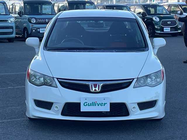 ホンダ シビック タイプR 愛知県 2007(平19)年 13.6万km チャンピオンシップホワイト /禁煙//ディスプレイオーディオ/BT/USB//AppleCarPlay/AndroidAuto/バックカメラ//HKS車高調/Bremboキャリパー/柿本マフラー//革巻きステア//純正18インチAW//LEDヘッドライト/LEDルームランプ//純正フロアマット/ドアバイザー//取扱説明書