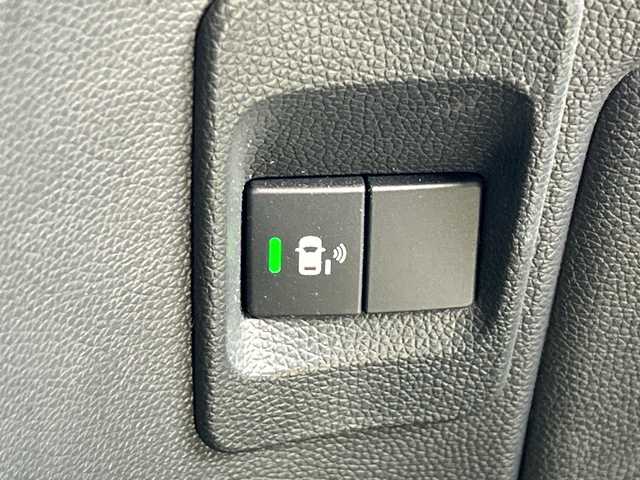 ホンダ フリード ハイブリット G 千葉県 2023(令5)年 4.9万km プラチナホワイトパール １オーナー　９型ナビＶＸＭ－２３７ＶＦＮｉ　Bカメ　両側電動スライドドア　シートヒーター　Ｓパッケージ　コンフォートビューパケ　ドラレコ　７人乗　クルコン　ホンダセンシング　ＵＳＢ　ＢＴ　ＬＥＤライト