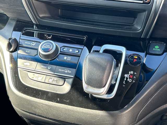 ホンダ フリード ハイブリット G 千葉県 2023(令5)年 4.9万km プラチナホワイトパール １オーナー　９型ナビＶＸＭ－２３７ＶＦＮｉ　Bカメ　両側電動スライドドア　シートヒーター　Ｓパッケージ　コンフォートビューパケ　ドラレコ　７人乗　クルコン　ホンダセンシング　ＵＳＢ　ＢＴ　ＬＥＤライト