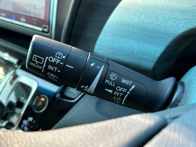 ホンダ フリード ハイブリット G 千葉県 2023(令5)年 4.9万km プラチナホワイトパール １オーナー　９型ナビＶＸＭ－２３７ＶＦＮｉ　Bカメ　両側電動スライドドア　シートヒーター　Ｓパッケージ　コンフォートビューパケ　ドラレコ　７人乗　クルコン　ホンダセンシング　ＵＳＢ　ＢＴ　ＬＥＤライト