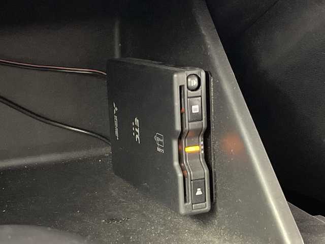 ホンダ フィット e:HEVホーム 群馬県 2021(令3)年 3.8万km クリスタルブラックパール 純正9型ナビ　バックカメラ　ETC　ドラレコ　アダプティブクルーズコントロール　衝突被害軽減ブレーキ　レーンアシスト　クリアランスソナー　LEDヘッドライト　オートライト　スマートキー　禁煙車