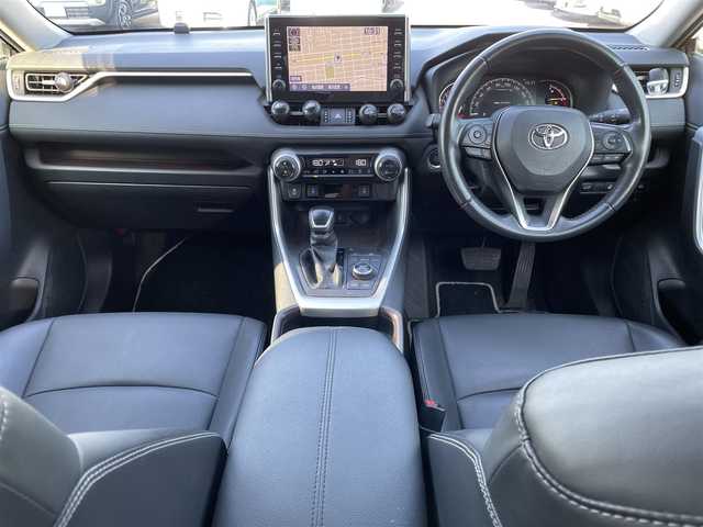 トヨタ ＲＡＶ４ G Zパッケージ 道東・釧路十勝 2021(令3)年 3万km アティチュードブラックマイカ 4WD/寒冷地仕様/純正ナビ/(AM FM BT フルセグTV)/バックカメラ/ステアリングヒーター/シートヒーター(D/N)/デジタルインナーミラー/電子パーキング/ブレーキホールド/ビルトインETC(2.0)/レーダークルーズコントロール/パワーシート/パワーバックドア/LEDヘッドライト/オートライト/オートハイビーム/プッシュスタート/スマートキー/ドアバイザー