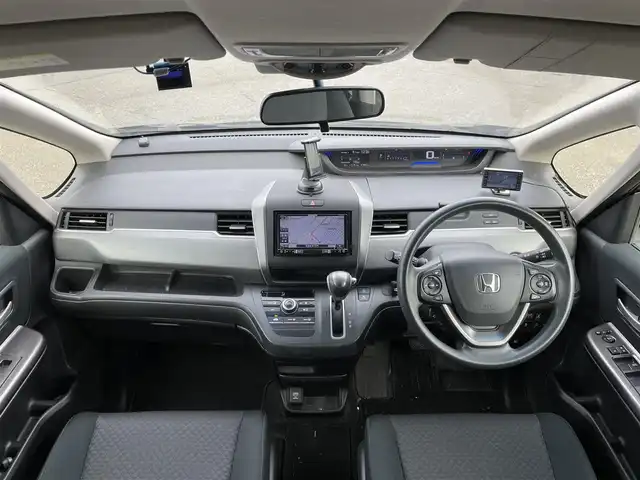 ホンダ フリード＋ G 道央・札幌 2018(平30)年 7.9万km フォレストグリーンパール ワンオーナー/社外メモリーナビ/CD/DVD/BT/フルセグ/CMBS/横滑り防止装置/アダプティブクルーズコントロール/ヒルスタートアシスト/レーンキープアシスト/バックカメラ/ビルトインETC/ドライブレコーダー/アイドリングストップ/ECONモード/片側パワースライドドア/ステアリングリモコン/レーダー探知機/プッシュスタート/スマートキー/ハロゲンヘッドライト/ヘッドライトレベライザー/電動格納ミラー/ウィンカーミラー/純正フロアマット/ドアバイザー/社外エンジンスターター