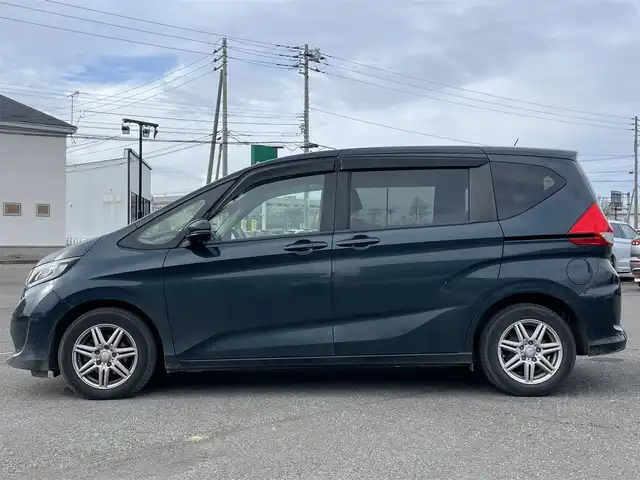 ホンダ フリード＋ G 道央・札幌 2018(平30)年 7.9万km フォレストグリーンパール ワンオーナー/社外メモリーナビ/CD/DVD/BT/フルセグ/CMBS/横滑り防止装置/アダプティブクルーズコントロール/ヒルスタートアシスト/レーンキープアシスト/バックカメラ/ビルトインETC/ドライブレコーダー/アイドリングストップ/ECONモード/片側パワースライドドア/ステアリングリモコン/レーダー探知機/プッシュスタート/スマートキー/ハロゲンヘッドライト/ヘッドライトレベライザー/電動格納ミラー/ウィンカーミラー/純正フロアマット/ドアバイザー/社外エンジンスターター