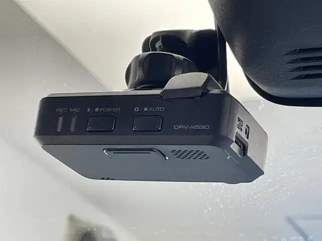 スズキ ジムニー XC 愛知県 2018(平30)年 6.4万km ジャングルグリーン 社外８型ナビ　フルセグＴＶ　禁煙　シートヒーター　クルーズコントロール　デュアルセンサーブレーキ　衝突軽減　車線逸脱　ＬＥＤオートライト　フォグランプ　背面タイヤ　純正マッドフラップ　純正フロアマット