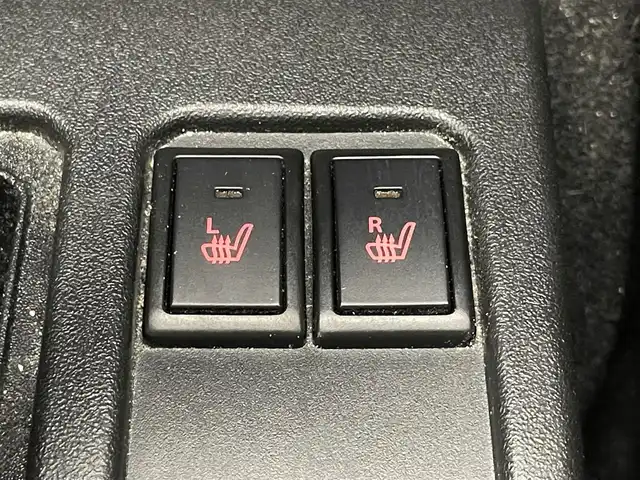 スズキ ジムニー XC 愛知県 2018(平30)年 6.4万km ジャングルグリーン 社外８型ナビ　フルセグＴＶ　禁煙　シートヒーター　クルーズコントロール　デュアルセンサーブレーキ　衝突軽減　車線逸脱　ＬＥＤオートライト　フォグランプ　背面タイヤ　純正マッドフラップ　純正フロアマット