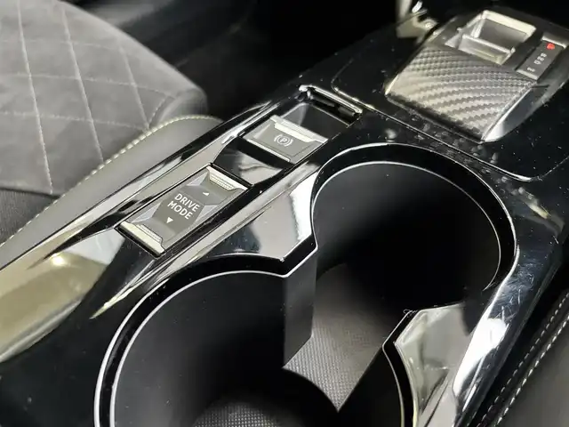 プジョー プジョー ２０８ GT 京都府 2022(令4)年 3万km パールⅡ ワンオーナー/アクティブセーフティブレーキ/レーンボジショニングアシスト/レーンキープアシスト/ブラインドスポットモニター/アクティブクルーズコントロール/パドルシフト/USB端子/純正ディスプレイオーディオ、Bluetooth/Apple car play/Android auto/前席シートヒーター/ステアリングスイッチ/オートライト/LEDヘッドランプ/バックカメラ/ドライブレコーダー/ETC/スペアキー