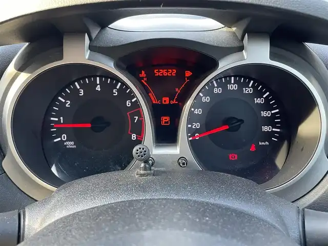 日産 ジューク 15RX 静岡県 2015(平27)年 5.3万km ブリリアントホワイトパール 社外ナビ　/・フルセグＴＶ　/・Ｂｌｕｅｔｏｏｔｈ接続　/・ＤＶＤ再生　/プッシュスタート　/スマートキー　/スペアキー　/オートライト/ＥＴＣ　/アイドリングストップ　/純正フロアマット/取扱説明書/保証書