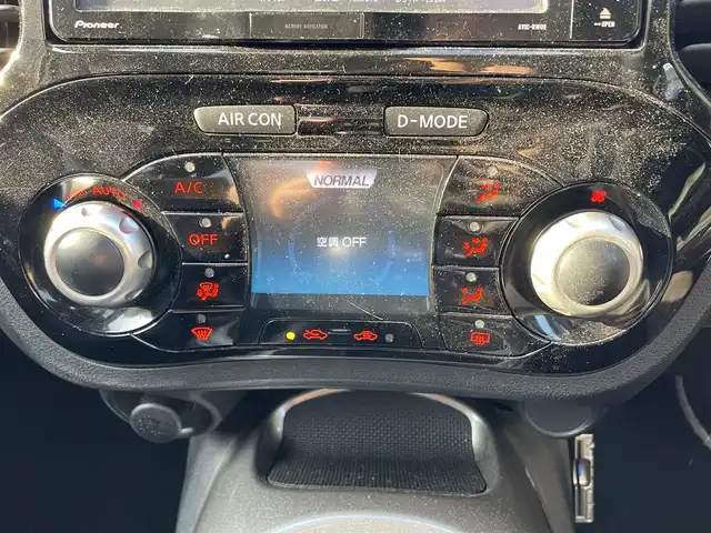 日産 ジューク 15RX 静岡県 2015(平27)年 5.3万km ブリリアントホワイトパール 社外ナビ　/・フルセグＴＶ　/・Ｂｌｕｅｔｏｏｔｈ接続　/・ＤＶＤ再生　/プッシュスタート　/スマートキー　/スペアキー　/オートライト/ＥＴＣ　/アイドリングストップ　/純正フロアマット/取扱説明書/保証書