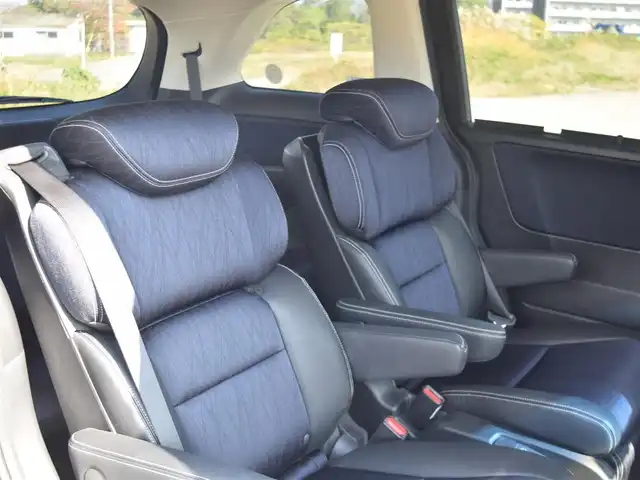 ホンダ オデッセイ アブソルート 20thアニバーサリー 兵庫県 2014(平26)年 2.1万km 黒 ワンオーナー/純正ナビ/バックカメラ/ETC/フルセグTV/両側パワースライドドア/CTBA/ステアリングリモコン/クルーズコントロール/パドルシフト/LEDヘッドライト/あんしんパッケージ/オートライト/純正アルミホイール/スマートキー