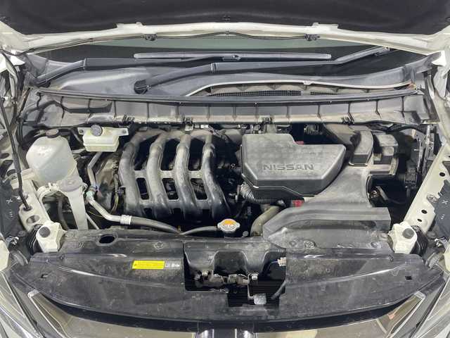 日産 セレナ ハイウェイスター Vセレクション 神奈川県 2018(平30)年 3万km ブリリアントホワイトパール 純正9型SDナビゲーション【MM518D-L】/AM　FM　Bluetooth　CD　DVD/アラウンドビューモニター/純正11型フリップダウンモニター/両側パワースライドドア/プロパイロット/ビルトインETC/純正ドラレコ【DJ4-D】/純正フロアマット/ステアリングスイッチ/電動パーキングブレーキ/ブレーキオートホールド/プッシュスタート/スマートキー/スペアキー/取扱説明書/パーキングアシスト/サンシェード/USB×2/LEDヘッドライト/純正16インチアルミホイル/ドアバイザー/電動格納ミラー/エマージェンシーブレーキ/車線逸脱警報