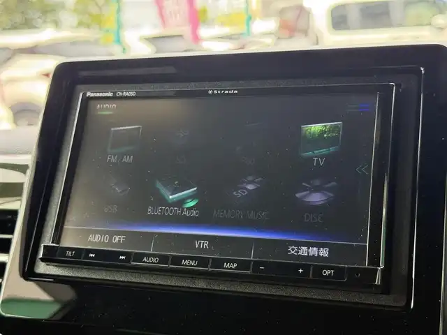 ホンダ Ｎ ＢＯＸ カスタム G L ホンダセンシング 千葉県 2019(令1)年 3.5万km シャイニンググレーM 社外SDナビ/　(CD/DVD/SD/Bluetooth)/フルセグTV/バックカメラ/前後ドライブレコーダー (ZDR-015)/ビルトインETC/アダプティブクルーズコントロール/ホンダセンシング/　●衝突軽減ブレーキ/　●誤発進抑制機能/　●後方誤発進抑制機能/　●歩行者事故低減ステアリング/　●路外逸脱抑制機能/　●LKAS〈車線維持支援システム〉/　●先行車発進お知らせ機能/　●標識認識機能/左側パワースライドドア/リア席サイドサンシェード/オートライト/オートハイビーム/LEDヘッドライト/LEDフォグランプ/ウィンカー付き電動格納ミラー/ドアバイザー/ダブル＆サイド＆カーテンエアバッグ/取扱説明書/ナビ取扱説明書