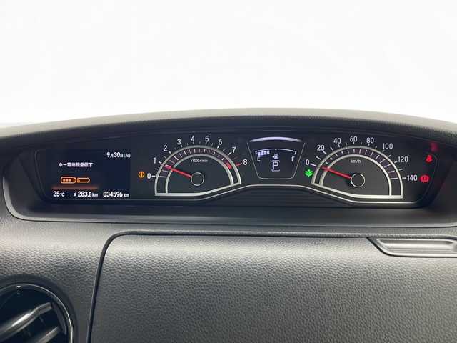 ホンダ Ｎ ＢＯＸ カスタム G L ホンダセンシング 千葉県 2019(令1)年 3.5万km シャイニンググレーM ホンダセンシング/　衝突被害軽減システム/レーンキープアシスト/　レーダークルーズコントロール/コーナーセンサー（後のみ）/社外7インチSDナビ（CN-RA05D）/　（Bluetooth/CD/DVD/USB/フルセグTV）/バックカメラ/純正ビルトインETC/社外ドライブレコーダー（前後）/アイドリングストップ/パワーステアリング/片側パワースライドドア/社外フロアマット/オートライト/LEDヘッドライト/純正14インチアルミホイール