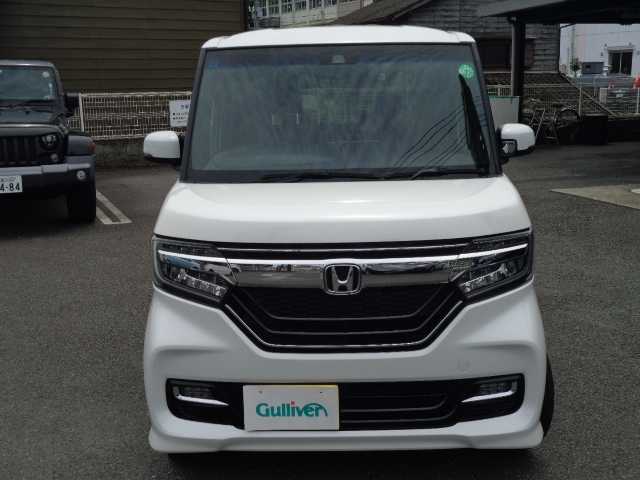 ホンダ Ｎ ＢＯＸ カスタム G L ホンダセンシング 鹿児島県 2019(令1)年 1.1万km プラチナホワイトパール ワンオーナー/ホンダセンシング/純正エントリーインターナビゲーション（VXM-194Ci)/Ｂluetooth.CD.SD再生.USB通信.USB充電2口/ナビ装着パッケージ　8スピーカー/ステアリングリモコン/バックカメラ/クルーズコントロール/ビルトインETC（新セキュリティ）/両側パワースライドドア/社外前後ドラレコ（ＷＤＲ）/オートライト/オートリトラクタミラー/降車時オートロック/リモコンキー　Ｘ2/取扱説明書　ナビ取説　ETC取説　保証書有り