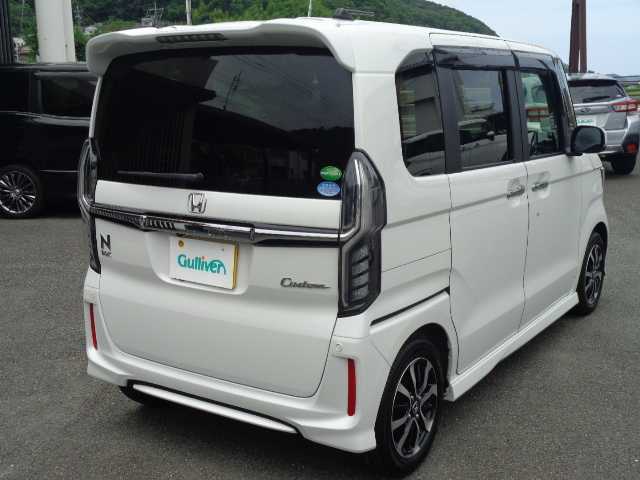 ホンダ Ｎ ＢＯＸ カスタム G L ホンダセンシング 鹿児島県 2019(令1)年 1.1万km プラチナホワイトパール ワンオーナー/ホンダセンシング/純正エントリーインターナビゲーション（VXM-194Ci)/Ｂluetooth.CD.SD再生.USB通信.USB充電2口/ナビ装着パッケージ　8スピーカー/ステアリングリモコン/バックカメラ/クルーズコントロール/ビルトインETC（新セキュリティ）/両側パワースライドドア/社外前後ドラレコ（ＷＤＲ）/オートライト/オートリトラクタミラー/降車時オートロック/リモコンキー　Ｘ2/取扱説明書　ナビ取説　ETC取説　保証書有り