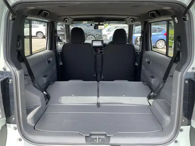 ダイハツ タフト G クロムベンチャー 佐賀県 2023(令5)年 2.5万km セラミックグリーンM ガラスルーフ/純正7型ナビゲーション「NMZK-W72D」/・AM/FM/BT/CD/DVD/フルセグ/・バックカメラ/LEDヘッドライト/・オートマチックハイビーム/シートヒーター「運転席/助手席」/純正15インチアルミホイール/スマートキー/USB入力端子×2/ルーフレール/前方ドライブレコーダー/電動パーキングブレーキ/オートホールド機能/ETC/純正フロアマット/純正ドアバイザー/新車保証書/取扱説明書/スペアキー1本/スマートアシスト/・衝突回避支援ブレーキ機能/・車線逸脱警報機能/・車線逸脱抑制制御機能/・ブレーキ制御付誤発進抑制機能/・先行車発進お知らせ機能/・標識認識機能/・コーナーセンサー