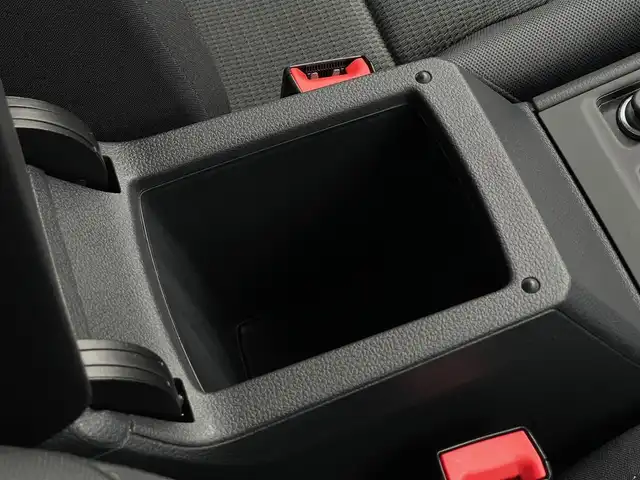 フォルクスワーゲン ゴルフ TDI コンフォートL マイスター 山梨県 2020(令2)年 1.1万km ピュアホワイト ディスカバーＰ　/バーチャルＣＰ　　/カープレイ　/ＢＴ　/フルセグ　　/ジャスチャーＣ　/Ｂカメラ　/ＡＣＣ　/ＬＫＡ　/ＢＳＭ　/スマートキー　/ＥＴＣ　/ドライブレコーダー　/純正１７ＡＷ　/スペアキー