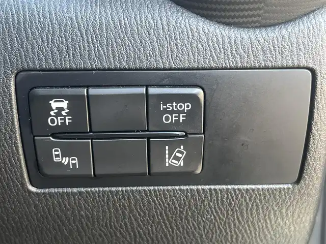 マツダ デミオ XD ツーリング Lパッケージ 秋田県 2015(平27)年 8.3万km スノーフレイクホワイトパールマイカ ターボ/４WD/衝突軽減システム/LEDヘッドライト/純正SDナビ（DVD/CD再生可能）/フルセグ/バックカメラ/マツダ純正１６インチアルミ（夏タイヤ装着）/スマートキー/アイドリングストップ/プッシュスタート/マツダ・レーダークルーズコントロール追従走行無/オートマチックハイビーム/レーンキープアシスト/MTモード付AT/ステアリングスイッチ/ビルトインETC/ブラインドスポットモニター/パドルシフト/純正エンジンスターター/純正フロアマット/社外ドアバイザー/オートライト/オートエアコン/パワーステアリング/パワーウィンドウ/横滑り防止/盗難防止装置/寒冷地仕様/電動格納ウィンカーミラー/キーレスエントリー/保証書/取扱説明書/記録簿/スペアキー1本有