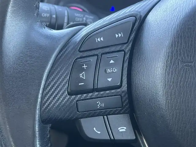 マツダ デミオ XD ツーリング Lパッケージ 秋田県 2015(平27)年 8.3万km スノーフレイクホワイトパールマイカ ターボ/４WD/衝突軽減システム/LEDヘッドライト/純正SDナビ（DVD/CD再生可能）/フルセグ/バックカメラ/マツダ純正１６インチアルミ（夏タイヤ装着）/スマートキー/アイドリングストップ/プッシュスタート/マツダ・レーダークルーズコントロール追従走行無/オートマチックハイビーム/レーンキープアシスト/MTモード付AT/ステアリングスイッチ/ビルトインETC/ブラインドスポットモニター/パドルシフト/純正エンジンスターター/純正フロアマット/社外ドアバイザー/オートライト/オートエアコン/パワーステアリング/パワーウィンドウ/横滑り防止/盗難防止装置/寒冷地仕様/電動格納ウィンカーミラー/キーレスエントリー/保証書/取扱説明書/記録簿/スペアキー1本有