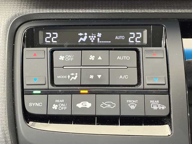 ホンダ ステップワゴン スパーダ ホンダセンシング 栃木県 2020(令2)年 4.3万km モダンスティールM 純正メモリナビ/(フルセグTV・Bluetooth・CD・DVD・AppleCarPlay・USB・SD)/バックカメラ/純正後席モニター/ホンダセンシング/ ・衝突軽減ブレーキ/ ・レーンキープアシスト/両側パワースライドドア/わくわくゲート/前方ドライブレコーダー/LEDヘッドライト/オートライト/パドルシフト/純正アルミホイール/純正フロアマット/ウォークスルー/スマートキー