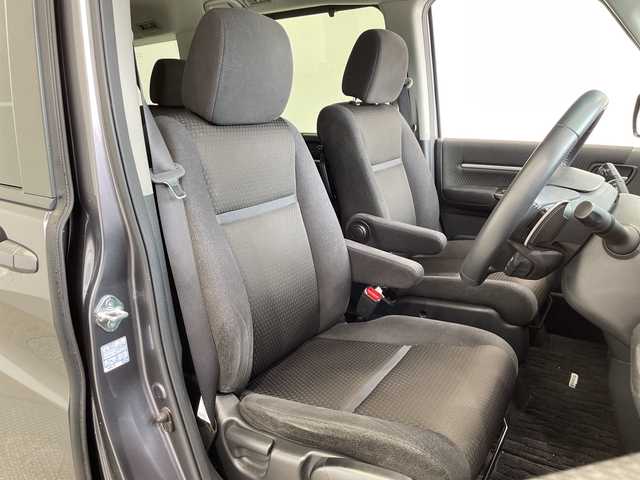 ホンダ ステップワゴン スパーダ ホンダセンシング 栃木県 2020(令2)年 4.3万km モダンスティールM 純正メモリナビ/(フルセグTV・Bluetooth・CD・DVD・AppleCarPlay・USB・SD)/バックカメラ/純正後席モニター/ホンダセンシング/ ・衝突軽減ブレーキ/ ・レーンキープアシスト/両側パワースライドドア/わくわくゲート/前方ドライブレコーダー/LEDヘッドライト/オートライト/パドルシフト/純正アルミホイール/純正フロアマット/ウォークスルー/スマートキー