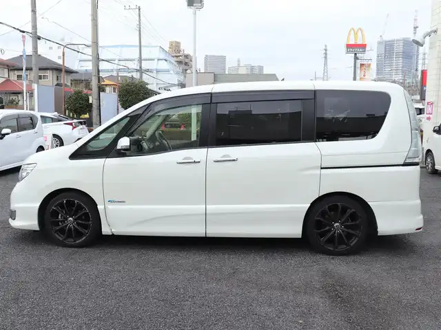 日産 セレナ ハイウェイスター Sハイブリッド 神奈川県 2014(平26)年 7.2万km ブリリアントホワイトパール エマージェンシーブレーキ/純正メモリナビ/フルセグテレビ/バックカメラ/フリップダウンモニター/クルーズコントロール/ドアバイザー/プッシュスタート/両側パワースライドドア/ETC/ドラレコ(前後)/アイドリングストップ/純正16インチAW（車内にあり）/保証書、取説、ナビ説/記録簿（H27.28.R4.5）/スペアスマートキー