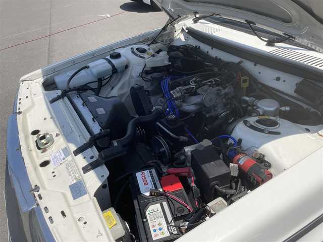 ボルボ ２４０ GL エステート 千葉県 1991(平3)年 9.9万km ポーラーホワイト 正規ディーラー車/社外キーレスエントリー/オートライト/バックカメラ/ハーフレザーシート/カロッツェリアBluetoothオーディオ/パワーウーハー/ドライブレコーダー/社外ＬＥＤヘッドライト/天張り/マットレス/トランクカーペット製作