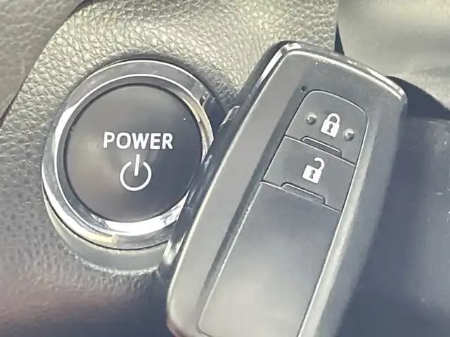 トヨタ ＲＡＶ４ ハイブリッド アドベンチャー 群馬県 2024(令6)年 2.7万km アティチュードブラックマイカ 純正１０．５型ナビ　バックカメラ　アダプティブクルーズコントロール　レーンキープアシスト　シートベンチレーション　シートヒーター　クリアランスソナー　オートマチックハイビーム　ＬＥＤ　ＥＴＣ　禁煙車