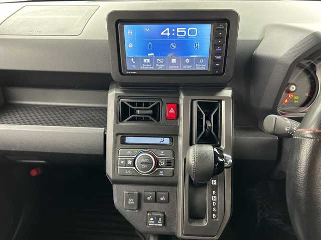ダイハツ タフト G クロムベンチャー 三重県 2023(令5)年 0.5万km クロムグレーメタリック /7インチディスプレイオーディオ//バックカメラ//シートヒーター//ガラスルーフ//LEDヘッドライト//電動パーキングブレーキ//オートブレーキホールド//コーナーセンサー//衝突軽減ブレーキ//アイドリングストップ//パーキングアシスト//スマートキー×2//純正15インチAW
