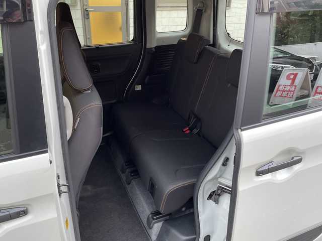 スズキ スペーシア ギア HYBRID XZ 埼玉県 2019(令1)年 4.7万km ピュアホワイトP 登録時46897km/ワンオーナー/純正８インチナビ/　・CD/DVD/BT/フルセグTV/アランドビューモニター/両側パワースライドドア/衝突軽減システム/レーンアシスト/コーナーセンサー/ルーフレール/キャリアー/ヘッドアップディスプレイ/LEDヘッドライト/フォグランプ/革巻きハンドル/ステアリングスイッチ/サイドエアロ/アイドリングストップ/ビルトインETC/ドライブレコーダー/プッシュスタート/スマートキー×2/前席シートヒーター/横滑り防止装置/ウィンカーミラー/シートリフター/純正フロアマット/純正ドアバイザー/取扱説明書/保証書