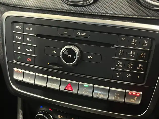 メルセデス・ベンツ ＧＬＡ２２０ 4マチック 岐阜県 2020(令2)年 4.2万km ポーラホワイト レーダーセーフティパッケージ/　ブラインドスポットアシスト/　アクティブディスタンスアシスト/　レーンキーピングアシスト/プレミアムパッケージ/　前席メモリー付きフルパワーシート/　harman/kardonサウンド/　アンビエントライト/　パノラミックスライディングルーフ/純正ナビ/DVD、CD再生/TV/Bluetooth/バックカメラ/LEDヘッドライト/ETC