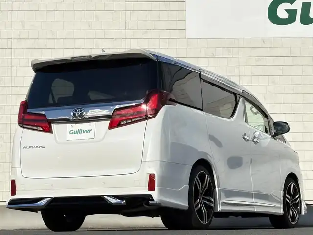 トヨタ アルファード S タイプゴールドⅡ 岩手県 2022(令4)年 2.1万km ホワイトパールクリスタルシャイン 禁煙車/4WD/モデリスタフルエアロ/純正フリップダウンモニター/ディスプレイオーディオナビ/→フルセグTV/Bluetooth/FM/AM/バックカメラ/両側パワースライドドア/パワーバックドア/ローダウン（TEIN）/社外20インチAW/ハーフレザー/ステアリングスイッチ/トヨタセーフティセンス/追従型クルーズコントロール/ブラインドスポットモニター/レーンキープアシスト/衝突軽減システム/前後コーナーセンサー/横滑り防止装置/電子パーキング/オートブレーキホールド/オートライト/オートハイビーム/LEDヘッドライト/LEDフォグライト/〇プッシュスタート/〇電動格納ミラー/〇ウィンカーミラー/〇ドアバイザー/〇フロアマット/〇シガーソケット/〇USBポート/前後ドライブレコーダー/ビルトインETC/冬タイヤ社外アルミホイール車載