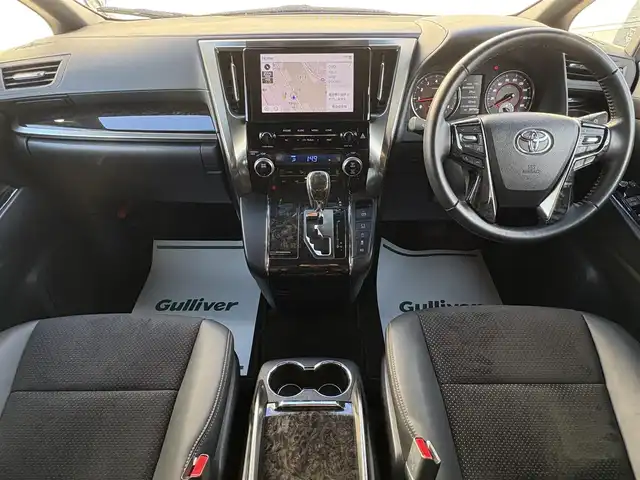 トヨタ アルファード S タイプゴールドⅡ 岩手県 2022(令4)年 2.1万km ホワイトパールクリスタルシャイン 禁煙車/4WD/モデリスタフルエアロ/純正フリップダウンモニター/ディスプレイオーディオナビ/→フルセグTV/Bluetooth/FM/AM/バックカメラ/両側パワースライドドア/パワーバックドア/ローダウン（TEIN）/社外20インチAW/ハーフレザー/ステアリングスイッチ/トヨタセーフティセンス/追従型クルーズコントロール/ブラインドスポットモニター/レーンキープアシスト/衝突軽減システム/前後コーナーセンサー/横滑り防止装置/電子パーキング/オートブレーキホールド/オートライト/オートハイビーム/LEDヘッドライト/LEDフォグライト/〇プッシュスタート/〇電動格納ミラー/〇ウィンカーミラー/〇ドアバイザー/〇フロアマット/〇シガーソケット/〇USBポート/前後ドライブレコーダー/ビルトインETC/冬タイヤ社外アルミホイール車載