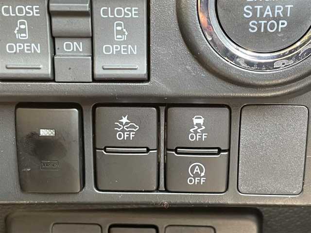 トヨタ ルーミー カスタムG 大阪府 2024(令6)年 0.2万km ブラックマイカメタリック/パールホワイト2トーン ワンオーナー/9型ナビ フルセグTV/CD DVD BT HDMI USB/全方位カメラ/2.0ETC/両側パワースライドドア/シートヒーター/コーナーセンサー/前後ドラレコ/衝突被害軽減ブレーキ/レーダークルーズコントロール/レーンアシスト/オートマチックハイビーム/LEDオートヘッドライト/フォグライト/横滑り防止/スマートキー/保証書 取説/禁煙車