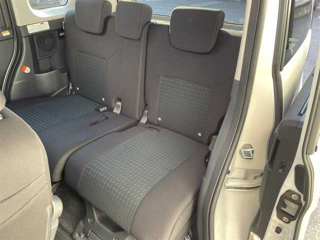 トヨタ ルーミー カスタムG 大阪府 2024(令6)年 0.2万km ブラックマイカメタリック/パールホワイト2トーン ワンオーナー/9型ナビ フルセグTV/CD DVD BT HDMI USB/全方位カメラ/2.0ETC/両側パワースライドドア/シートヒーター/コーナーセンサー/前後ドラレコ/衝突被害軽減ブレーキ/レーダークルーズコントロール/レーンアシスト/オートマチックハイビーム/LEDオートヘッドライト/フォグライト/横滑り防止/スマートキー/保証書 取説/禁煙車