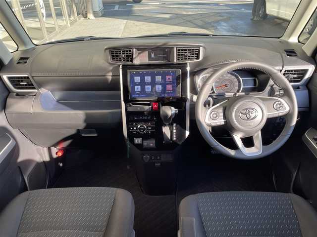 トヨタ ルーミー カスタムG 大阪府 2024(令6)年 0.2万km ブラックマイカメタリック/パールホワイト2トーン ワンオーナー/9型ナビ フルセグTV/CD DVD BT HDMI USB/全方位カメラ/2.0ETC/両側パワースライドドア/シートヒーター/コーナーセンサー/前後ドラレコ/衝突被害軽減ブレーキ/レーダークルーズコントロール/レーンアシスト/オートマチックハイビーム/LEDオートヘッドライト/フォグライト/横滑り防止/スマートキー/保証書 取説/禁煙車