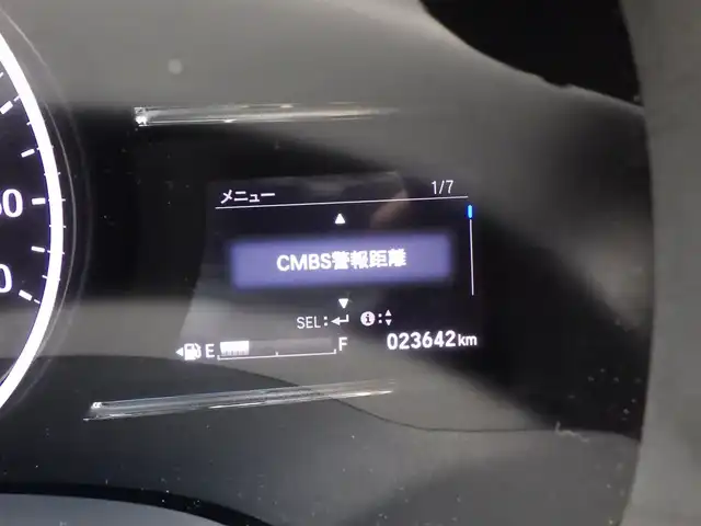 ホンダ シャトル G ホンダセンシング 千葉県 2020(令2)年 2.4万km ルナシルバーM ホンダセンシング/・衝突軽減ブレーキ（CMBS）/・車線維持支援システム（LKAS）/・アダプティブクルーズコントロール（ACC）/・後方誤発進抑制機能/・誤発進抑制機能/純正SDナビ/地デジTV/【DVD/CD再生機能　Bluetooth接続】/バックカメラ/ステアリングスイッチ/ETC/LEDヘッドライト/フォグライト/ウインカーミラー/サイド/カーテンエアバッグ/スマートキー