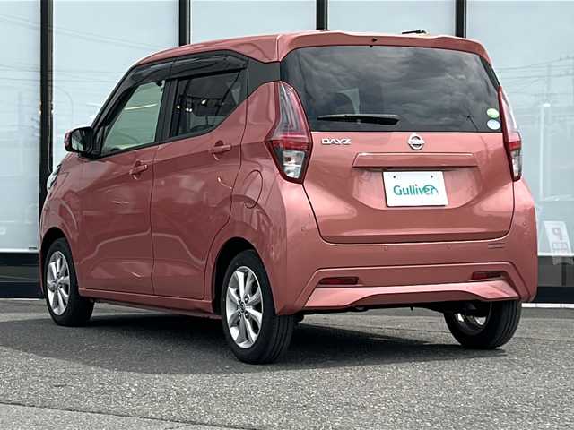 日産 デイズ X 山形県 2020(令2)年 1.9万km ブロッサムピンク エマージェンシーブレーキ/純正オーディオ/（CD/AM/FM)/全方位カメラ/ステアリングスイッチ/アイドリングストップ/前後コーナーセンサー/盗難防止装置/横滑り防止装置/スマートキー×2/純正フロアマット/電動格納ミラー/純正アルミホイール/純正ホイール付き冬タイヤ積込み