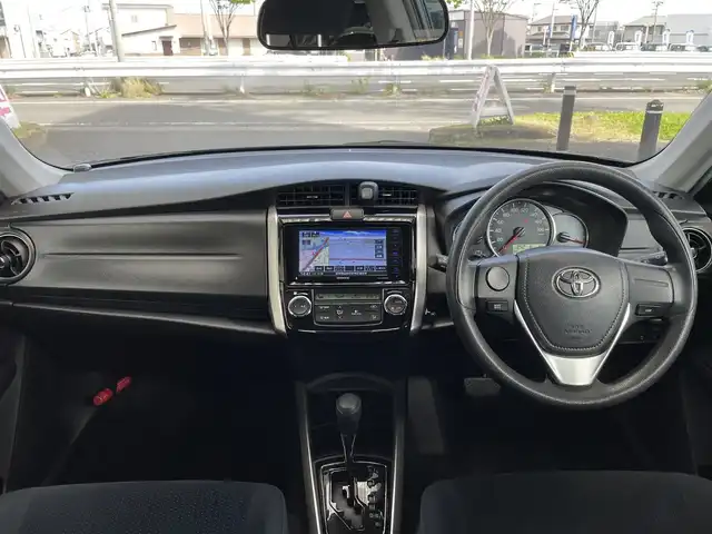 トヨタ カローラ フィールダー 1．5G 宮城県 2015(平27)年 6.2万km ブラックマイカ 社外ナビ/フルセグテレビ/USB/AM/FM/Bluetooth/CD/DVD/ビルトインＥＴＣ/レーンキープアシスト/横滑り防止装置/プリクラッシュセーフティ/オートライト/プッシュスタート/純正フロアマット/スマートキー