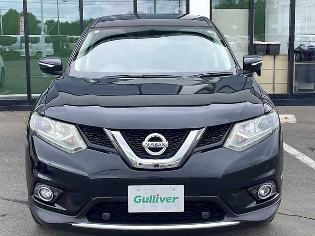 日産 エクストレイル 20X エマージェンシーブレーキ 道東・釧路十勝 2017(平29)年 6.1万km ダイヤモンドブラック ・４WD/・寒冷地仕様/・社外SDメモリナビ/（CD・DVD・AM・FM・フルセグ・BT）/・バックカメラ/・衝突被害軽減システム/・スマートキー/・プッシュスタート/・横滑り防止装置/・アイドリングストップ/・ETC/・レーンアシスト/・コーナーセンサー/・シートヒータ/・ダウンヒルアシスト/・社外フロアマット/・純正LEDヘッドライト/・オートライト/・純正17インチアルミホイール