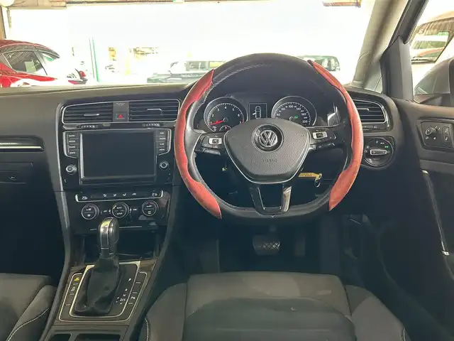 フォルクスワーゲン ゴルフ ヴァリアント TSI ハイライン BMテクノ 愛知県 2014(平26)年 14.1万km シルバー アダプティブクルーズコントロール/プリクラッシュブレーキシステム/レーンキープアシストシステム/パドルシフト/電動パーキングブレーキ/オートホールド/前方ドラレコ/オートライト/電格ミラー/純正１７インチAW/ETC/フロアマット/ルーフレール/リモコンキー×２