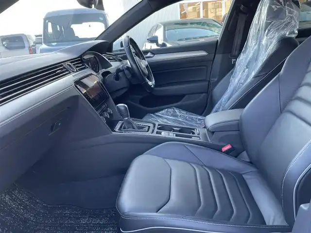 フォルクスワーゲン アルテオン TSI 4モーション Rラインアドバンス 石川県 2019(令1)年 3.4万km 白 4WD/ターボ/Rライン/純正ナビ/フルセグTV/全方位カメラ/LEDヘッドライト/ビルトインETC/革シート/シートヒーター/サンルーフ/純正アルミホイール/レーダークルーズ/レーダーブレーキ/パワートランク/スマートキー/プッシュスタート/クリアランスソナー
