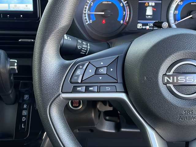 日産 ルークス HWS X プロパイロットED 山口県 2025(令7)年 1.4万km ホワイトパール 社外9インチメモリナビ/・フルセグテレビ（キャンセラー付き）/・CD/DVD/AM/FM/・Bluetooth/・iPod/USB/AUX/HDMI/ハンズフリー両側パワースライドドア/LEDヘッドライト/フォグランプ/プロパイロット/・インテリジェントエマージェンシーブレーキ/・踏み間違え防止機能/・アダプティブLEDヘッドライト/・インテリジェントアラウンドビューモニター/・クリアランスソナー/・車線逸脱警報/・車線逸脱防止支援システム/・前方衝突予測警報/・ふらつき警報/・標識検知機能/電動パーキングブレーキ/純正アルミホイール/純正ゴムマット/プッシュスタート/スマートキー