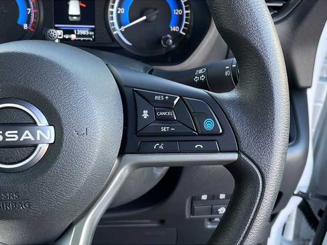 日産 ルークス HWS X プロパイロットED 山口県 2025(令7)年 1.4万km ホワイトパール 社外9インチメモリナビ/・フルセグテレビ（キャンセラー付き）/・CD/DVD/AM/FM/・Bluetooth/・iPod/USB/AUX/HDMI/ハンズフリー両側パワースライドドア/LEDヘッドライト/フォグランプ/プロパイロット/・インテリジェントエマージェンシーブレーキ/・踏み間違え防止機能/・アダプティブLEDヘッドライト/・インテリジェントアラウンドビューモニター/・クリアランスソナー/・車線逸脱警報/・車線逸脱防止支援システム/・前方衝突予測警報/・ふらつき警報/・標識検知機能/電動パーキングブレーキ/純正アルミホイール/純正ゴムマット/プッシュスタート/スマートキー